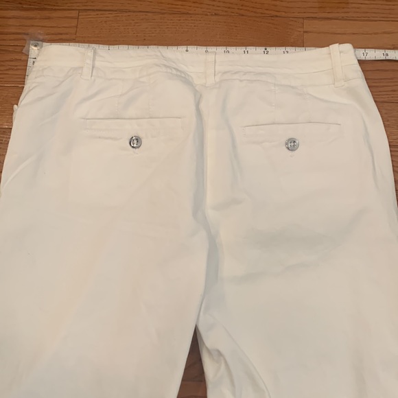 Modern boot cut, white, wide-leg pants. - Picture 12 of 12